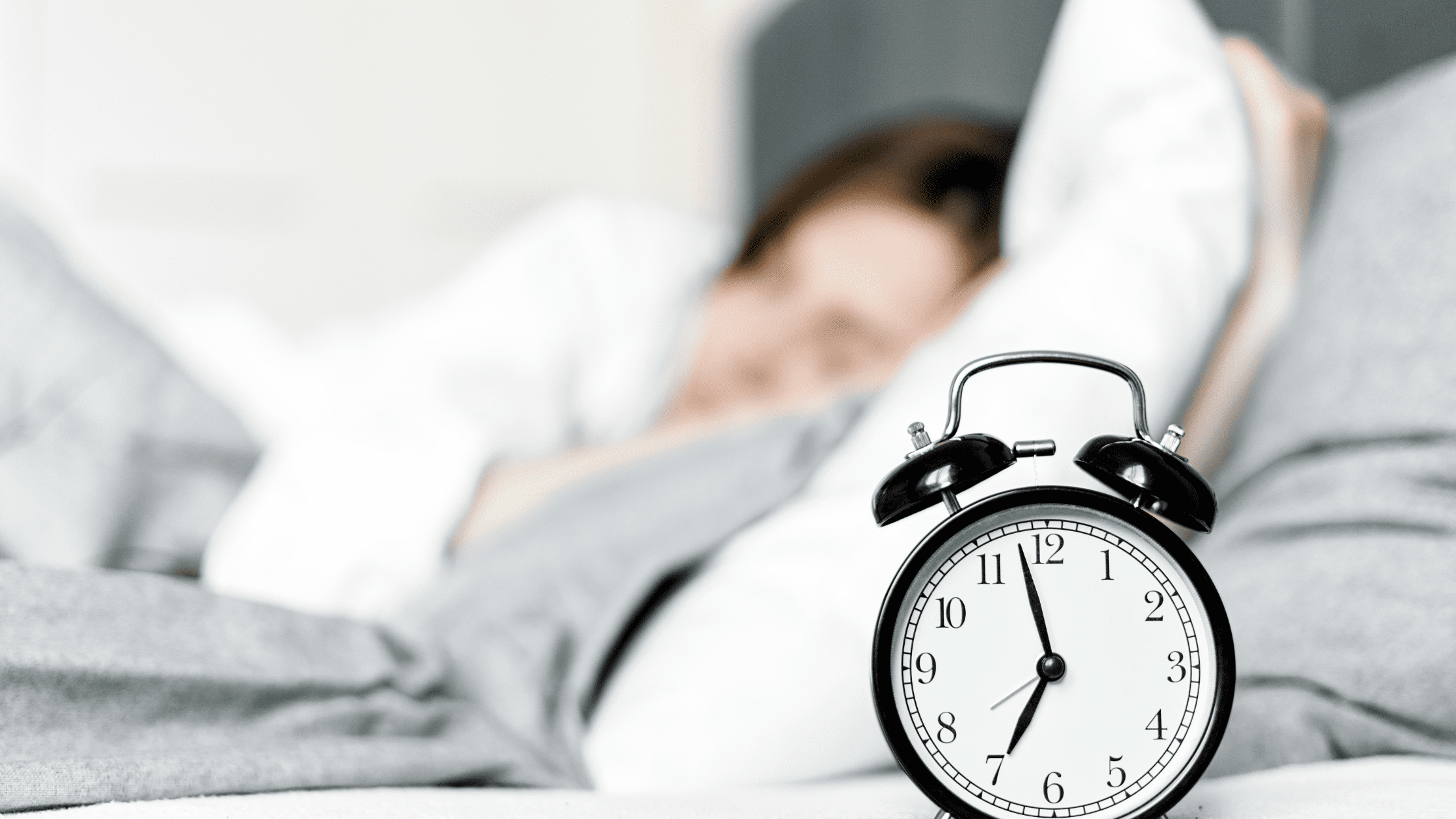 alarm clock with sleeping CMO